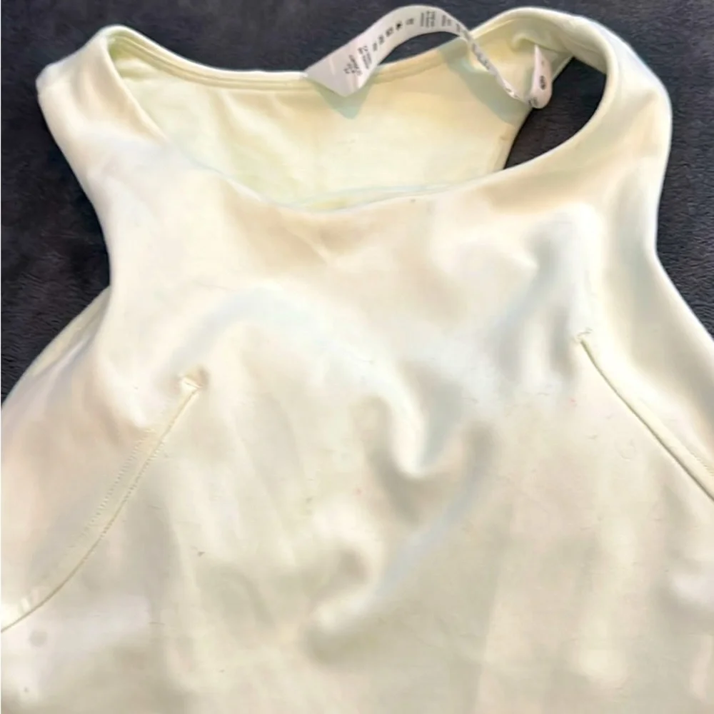 lululemon athletica Cream Crop Top - Picture 3 of 3